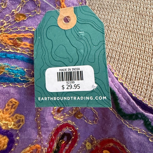 ✨ Earthbound Trading Company Embroidered Hobo Shoulder Bag ✨ - Picture 6 of 13